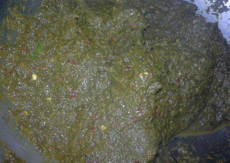 Step-by-Step Guide to Make Homemade Coriander Tomato Dip