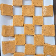 A picture of Besan Burfi.