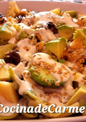 Una foto de Ensalada de pasta caprichosa