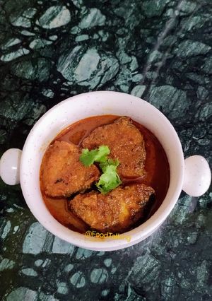 A picture of Masala Fish curry.
