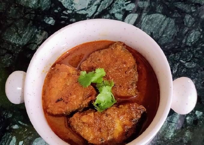 Masala Fish curry Recipe by Dr.Madhumita Mishra - Cookpad