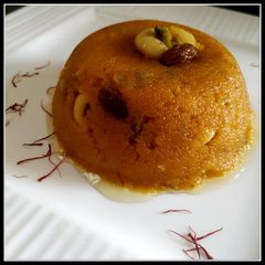 A picture of "Rava Kesri Halwa".