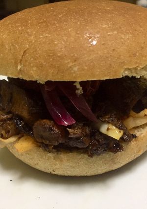 Una foto de Sándwich de pollo teriyaki