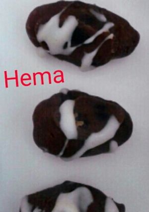 A picture of Dates almond chocolate.