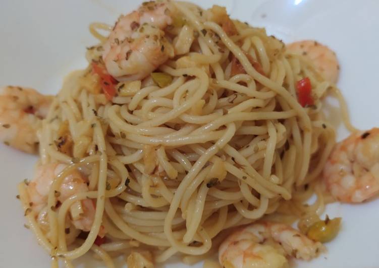 Bagaimana Menyiapkan Spaghetti Aglio Olio Udang Anti Gagal