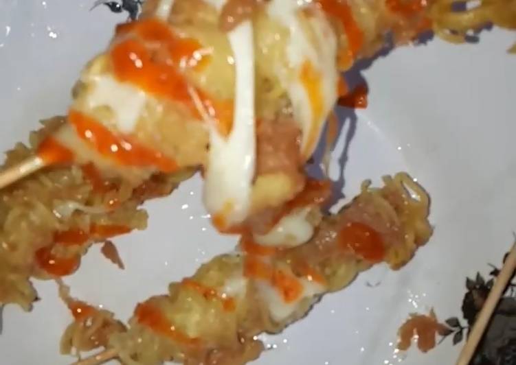 Mie goreng lilit krispy with mozarella.