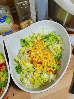 Una foto de Ensalada con brotes chinos