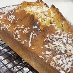 A picture of Coconut cake.
