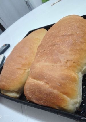 Una foto de Pan casero con aceite