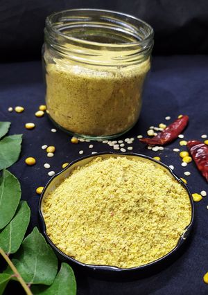 સાંભાર મસાલા(sambhar masala recipe in Gujarati) રેસીપી મુખ્ય ફોટો