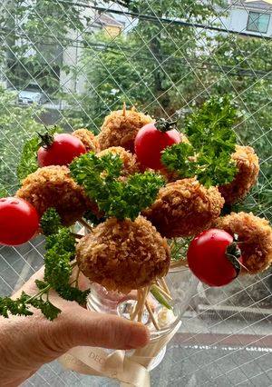 A picture of Cherry Tomato Lollipop.