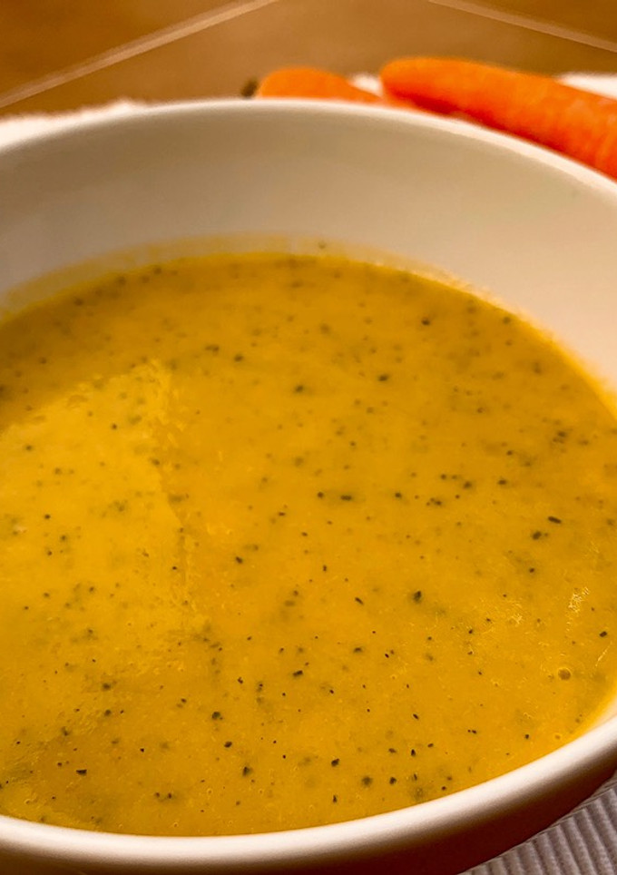 Una foto de Crema de calabaza, calabacín y zanahoria en thermomix para cenar