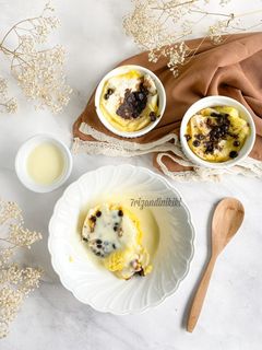 Foto resep Bread puding with vanilla sauce