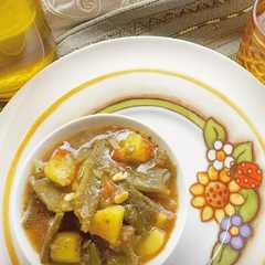 A picture of Flat Green Bean and Potato Soup.
