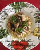 Spaghetti con salsa marinera