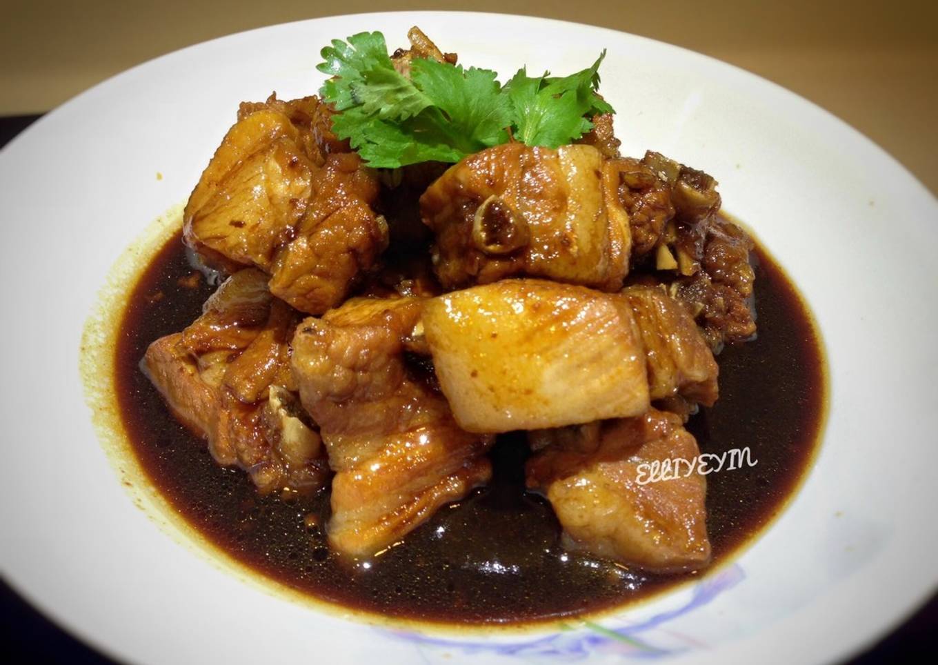 Baikut asam manis /sweet sour spareribs (chinese food)
