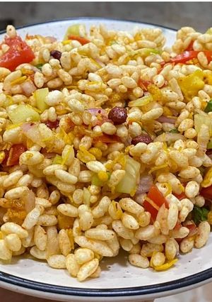 भेल पूड़ी (bhel poori recipe in Hindi) रेसिपी मुख्य फोटो