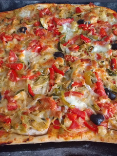 Una foto de Pizza de verduras