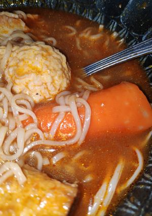 Foto resep SUKI KUAH TOMYAM instan ala aida