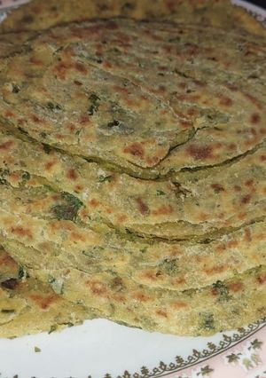 मेथी लच्छा पराठा (Methi lachha paratha recipe in Hindi) रेसिपी मुख्य फोटो