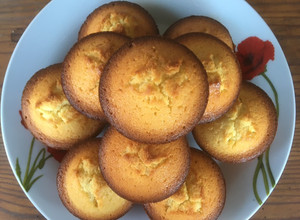 A picture of Lemon muffins.