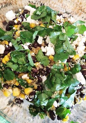 A picture of Black bean feta quinoa bowl .