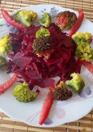 Una foto de Ensalada cocida con brócoli