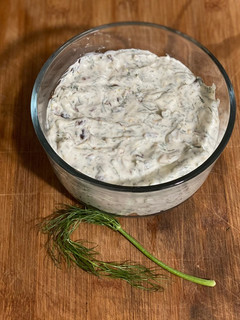 A picture of Fennel Frond Yogurt Sauce.