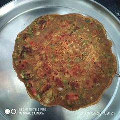 A picture of Besan ragi uttappa.