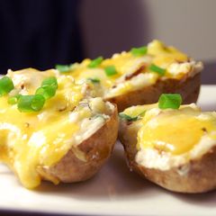 A picture of Twice baked potato.