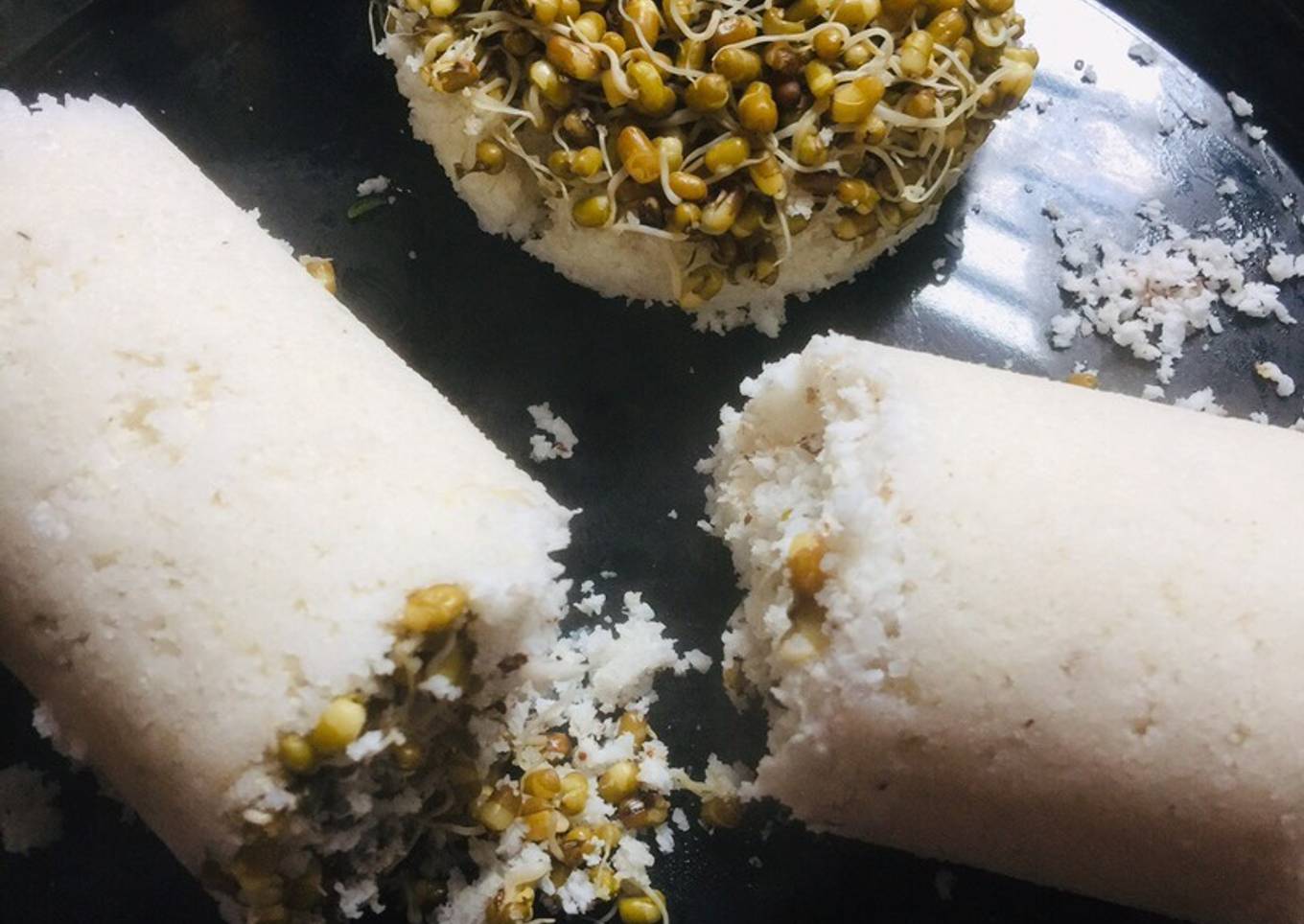 Sprouted moong dal puttu