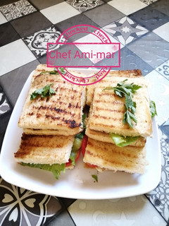 A picture of Bread sandwich.