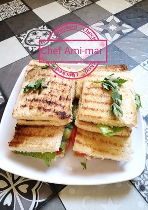 A picture of Bread sandwich.