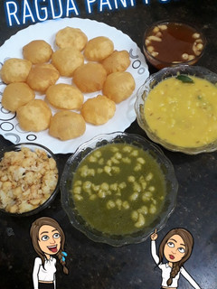 A picture of 😋Ragda pani puri👌.