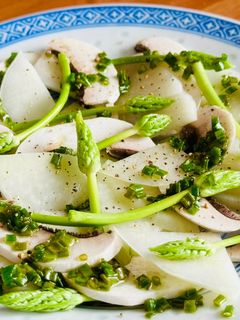 Hình của món 🌱 Salad Su Hào, Nấm & Măng Tây Rừng Sốt Hành Tăm.