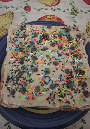 Una foto de Pastel crema plátano y manjar