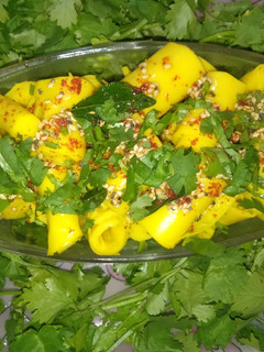 ખાંડવી (Khandvi Recipe In Gujarati) રેસીપી મુખ્ય ફોટો