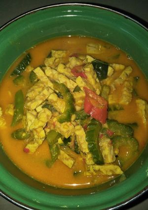 Foto resep Sayur tempe, pare, buncis, cabe ijo