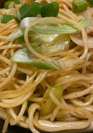 A picture of Noodles.