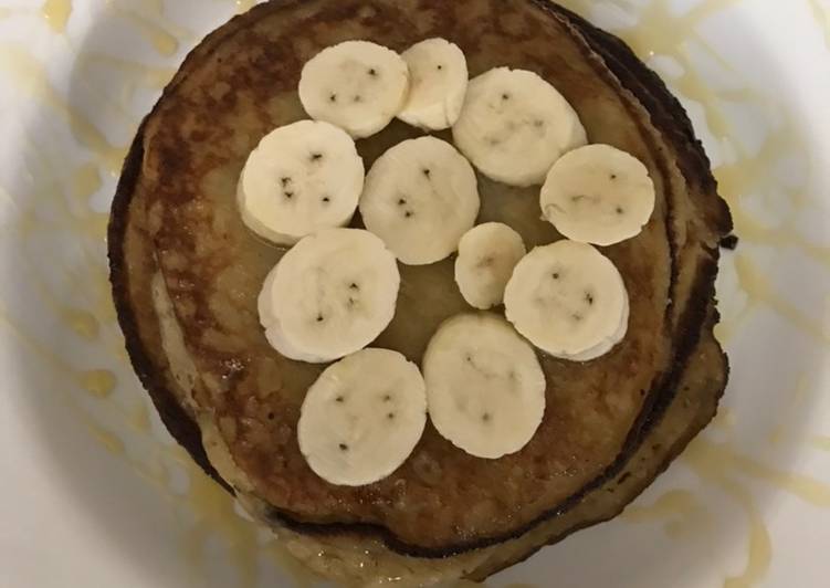 Recipe of Perfect Oats Banana Honey Pancakes