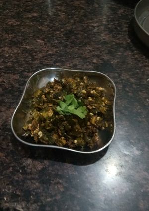 भिंडी की सब्जी (Bhindi ki sabzi recipe in hindi) रेसिपी मुख्य फोटो