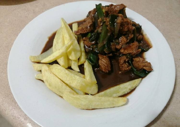 Carne mongoliana con papas fritas 🎎