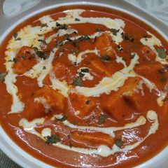 A picture of Shahi paneer.