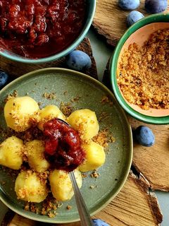 Szilvás gombóc recept fotója