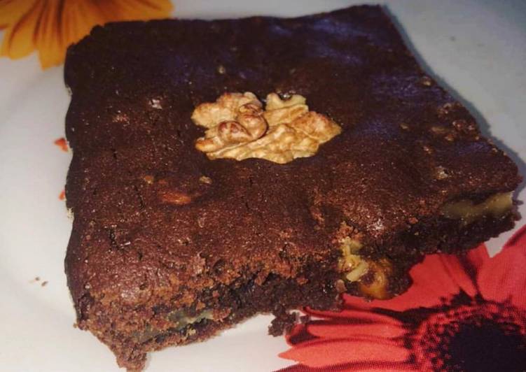 Gâteau au chocolat et noix