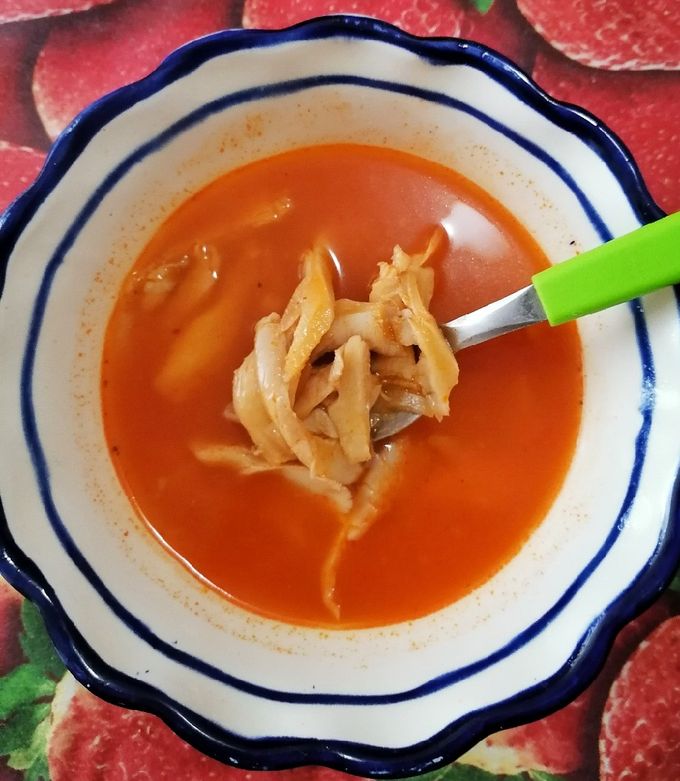 Una foto de Caldo de setas 🍲