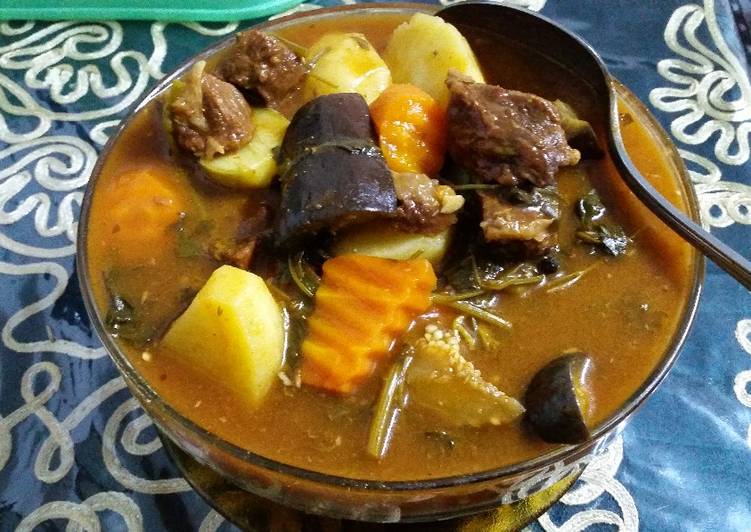 Bamiya bil Lahm (Okra&Lamb stew) - Middle East Cuisine