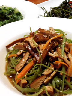 空心菜梗絲炒豆乾 （素-台式小菜） 的食譜成品照片
