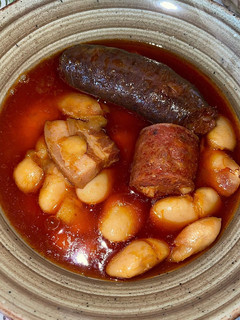 Una foto de Fabada asturiana 🫘🍲