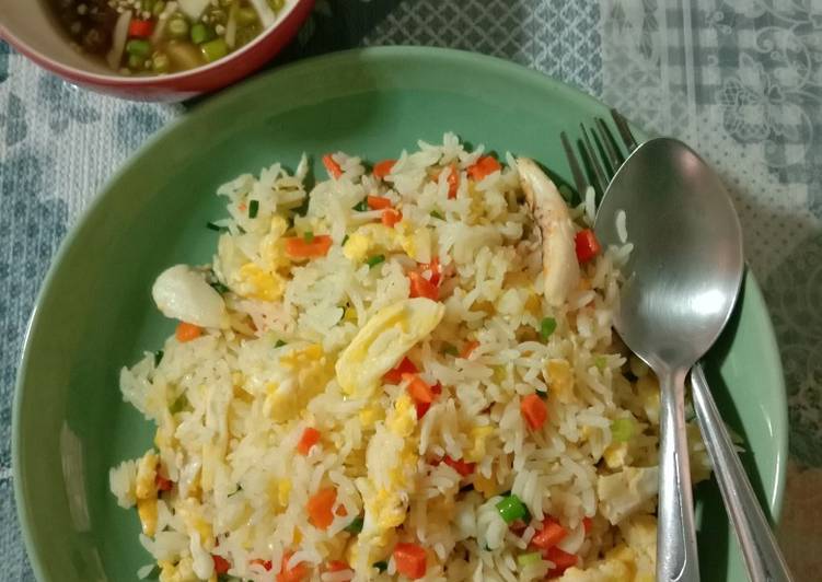สูตร Crab meat fried rice ข้าวผัดปู โดย Thanya Cookpad